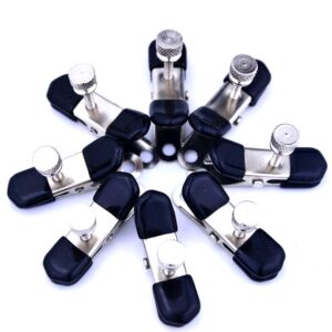Adjustable flat nipple clamps for extreme nipple play