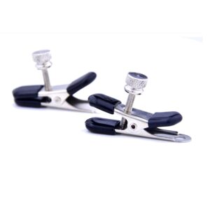 Adjustable flat nipple clamps for extreme nipple play