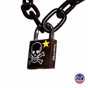 Skull and crossbone padlock and chain with 2 keys